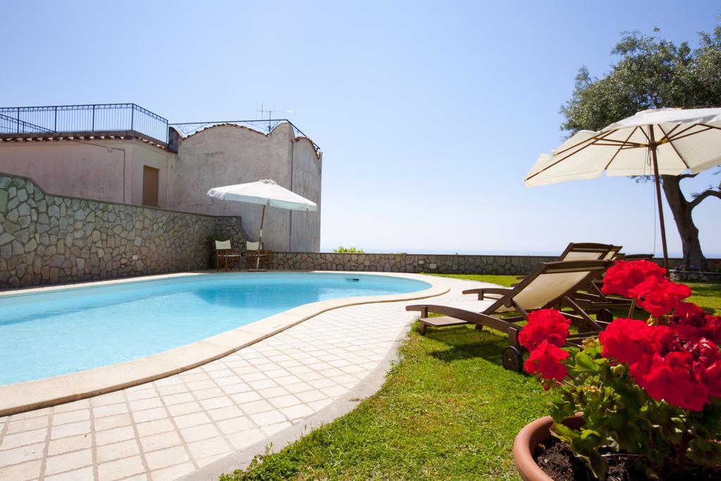 Olga'S Residence Relais Nerano Kamer foto