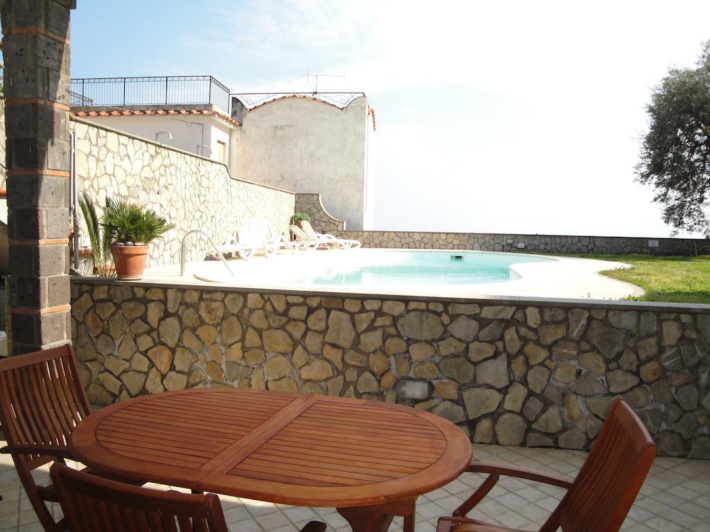 Olga'S Residence Relais Nerano Kamer foto