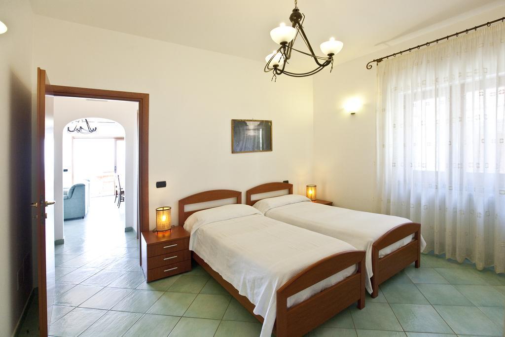 Olga'S Residence Relais Nerano Kamer foto